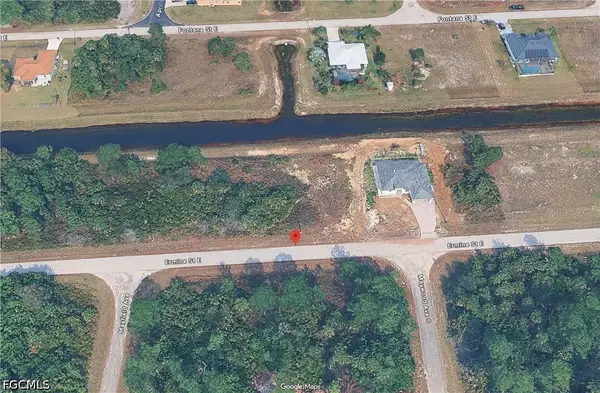 1225 Ermine Street E, Lehigh Acres, FL 33974