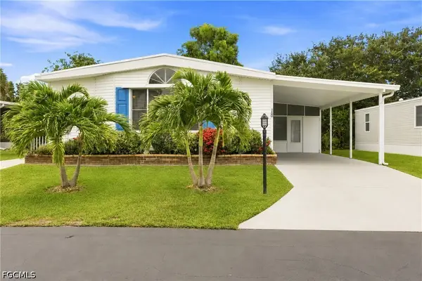 18 Grosbeak Lane #18, Naples, FL 34114