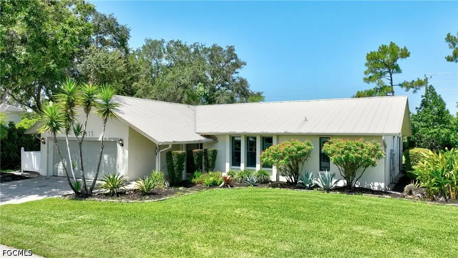 11477 Longshore Way W, Naples, FL 34119 - #2