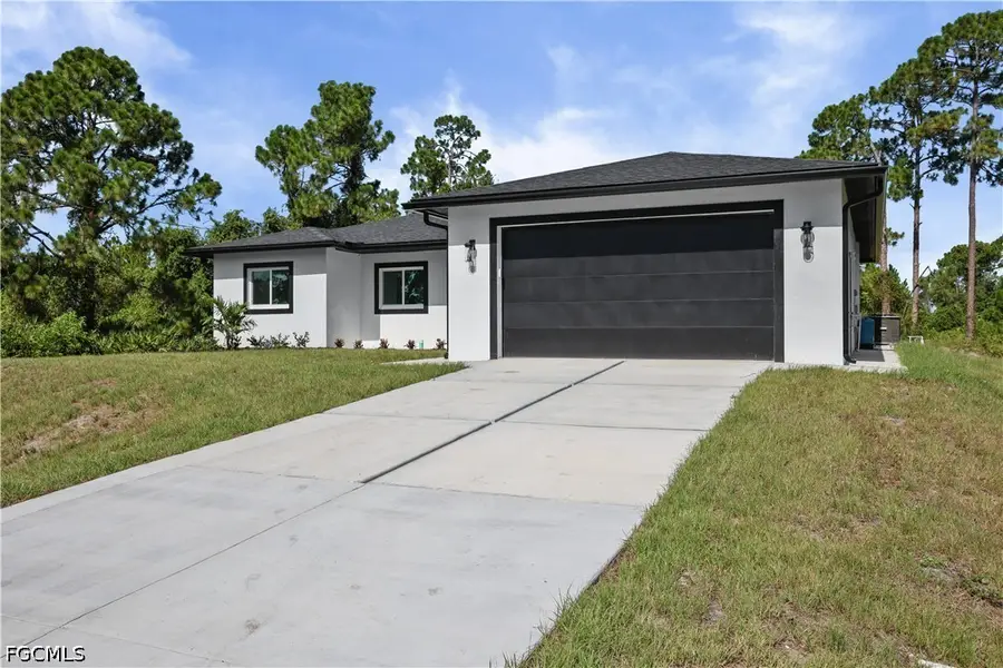 828 Genoa Avenue S, Lehigh Acres, FL 33974 - #3