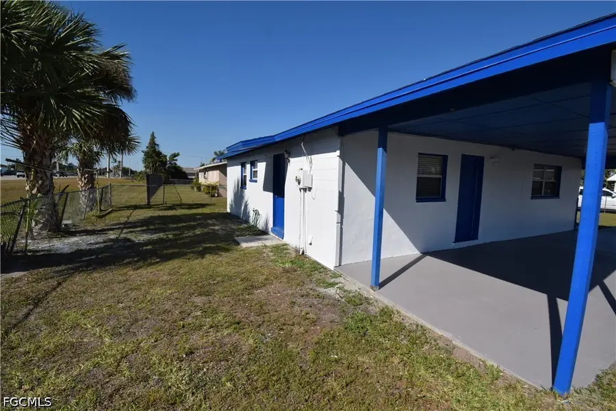 7 W Clermont Court, Fort Myers, FL 33916 - #2