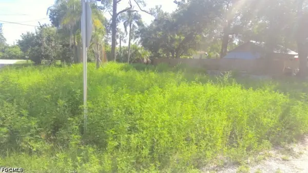 1941 Pacific Avenue, North Fort Myers, FL 33903