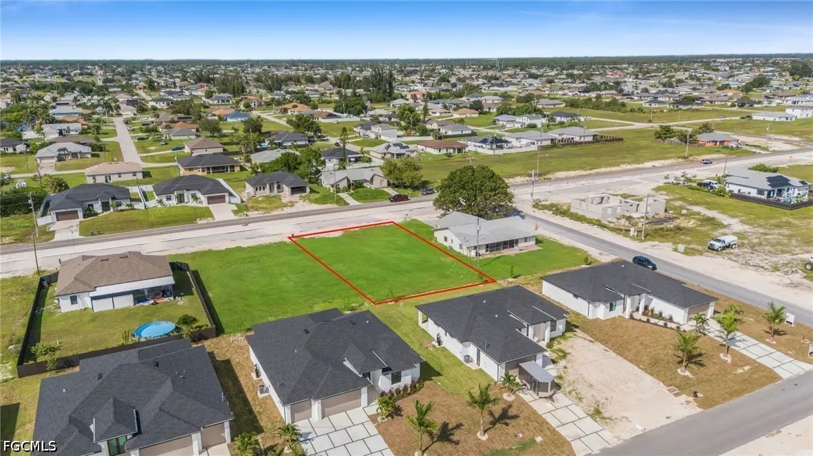 406 Diplomat Parkway E, Cape Coral, FL 33909 - #1