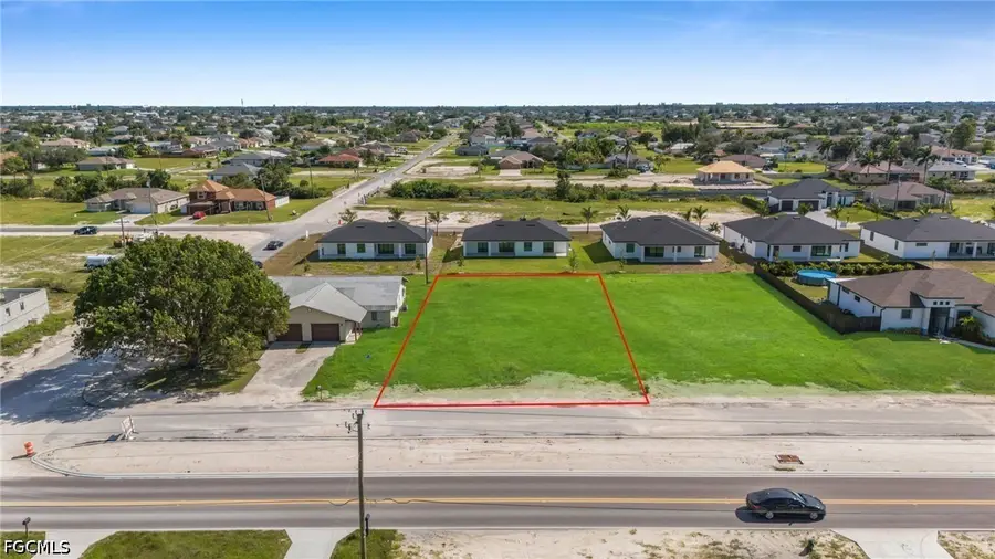 406 Diplomat Parkway E, Cape Coral, FL 33909 - #2