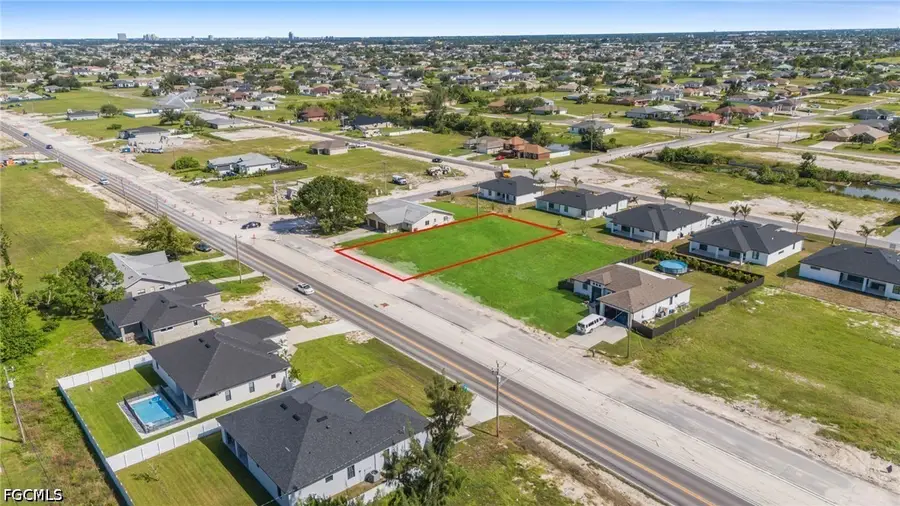 406 Diplomat Parkway E, Cape Coral, FL 33909 - #3