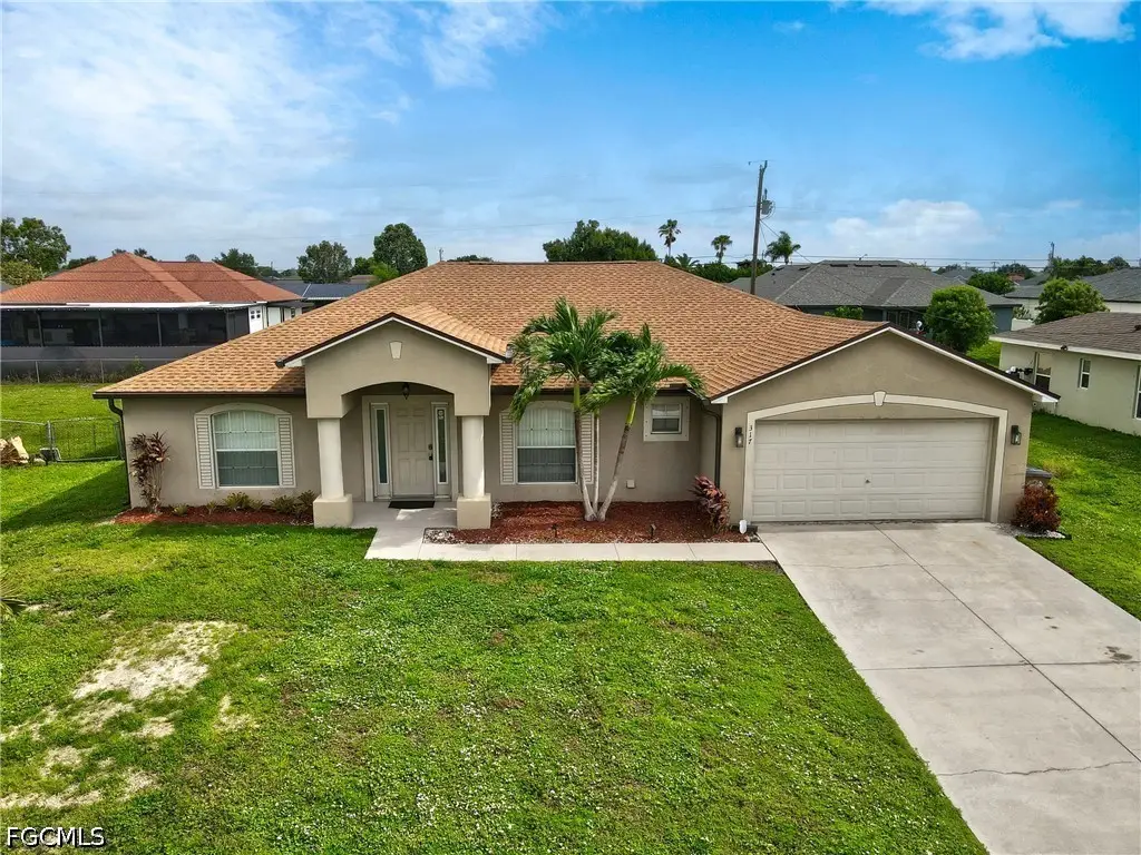 317 NE 9th Terrace, Cape Coral, FL 33909 - #1