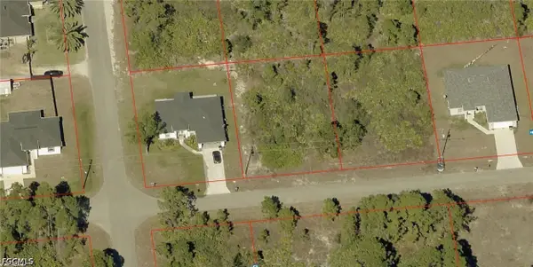 2716 18th Street W, Lehigh Acres, FL 33971