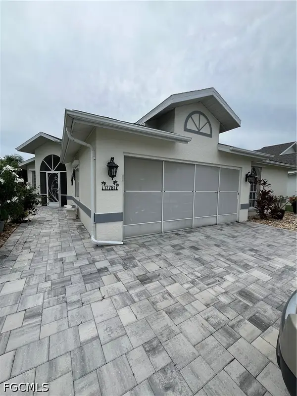 17751 Pineapple Palm Court, North Fort Myers, FL 33917