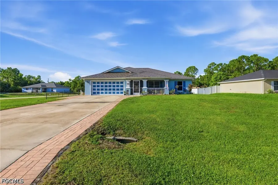 404 Parkdale Boulevard, Lehigh Acres, FL 33974 - #2