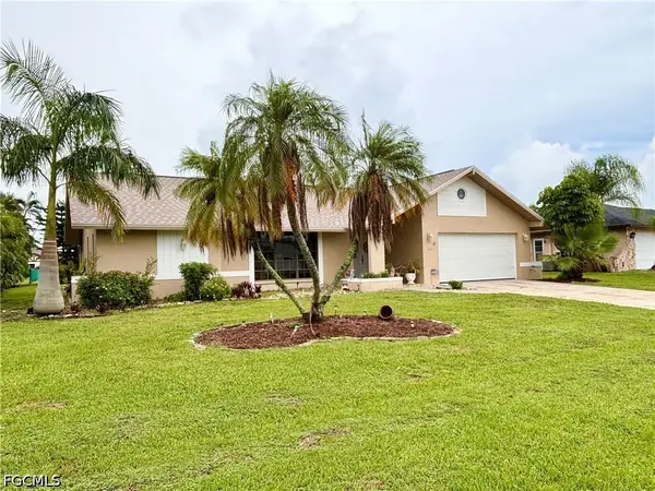 810 El Dorado Parkway W, Cape Coral, FL 33914