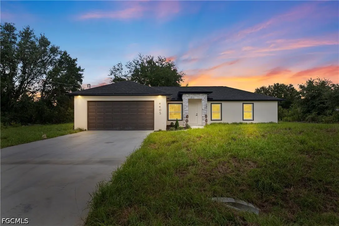 4405 E 11th Street, Lehigh Acres, FL 33972 - #1