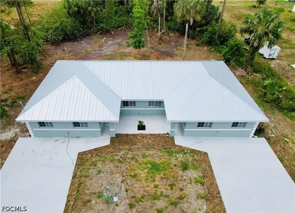 3825/3827 Hollycrest Street, Fort Myers, FL 33905
