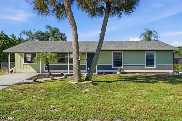 19368 Coraltree Court, Lehigh Acres, FL 33936