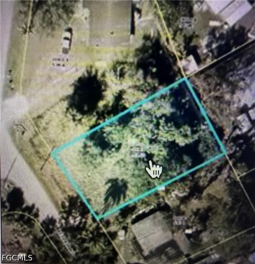 305 Bellair Road, Fort Myers, FL 33905 - #1