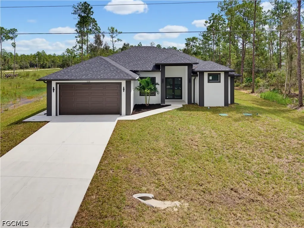 1318 Roosevelt Avenue, Lehigh Acres, FL 33972 - #1