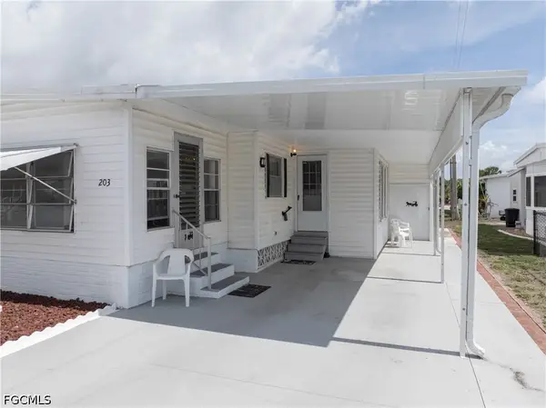 203 Harvest Lane, North Fort Myers, FL 33917