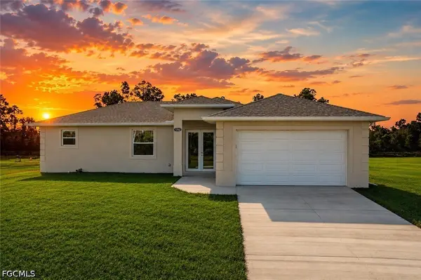 1252 Edna Street E, Lehigh Acres, FL 33974