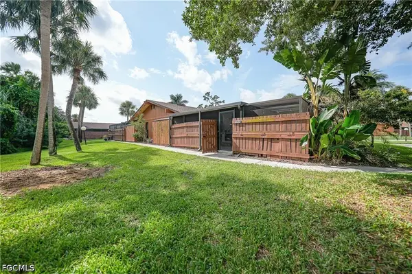 5625 Foxlake Drive, North Fort Myers, FL 33917