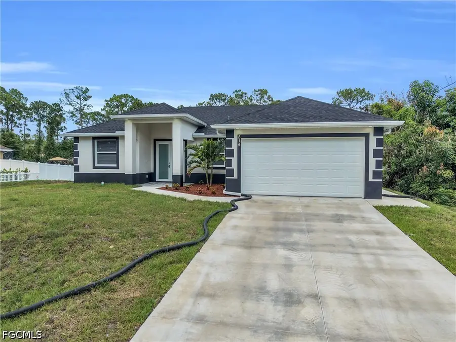 811 Congress Avenue, Lehigh Acres, FL 33972 - #2