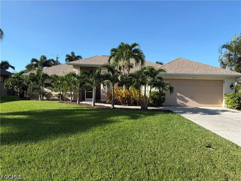 618 SE 18th Street, Cape Coral, FL 33990 - #1