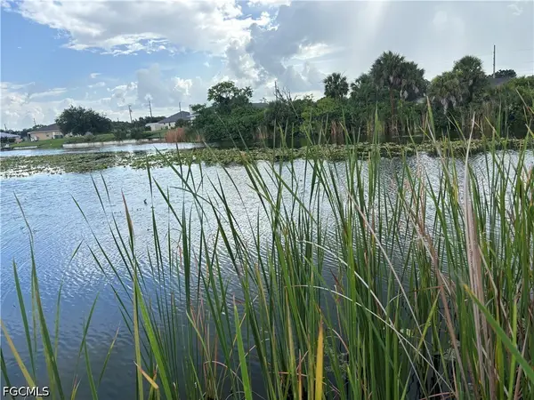 2155 NE 20th Lane, Cape Coral, FL 33909