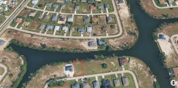 4305 NE 20th Court, Cape Coral, FL 33909