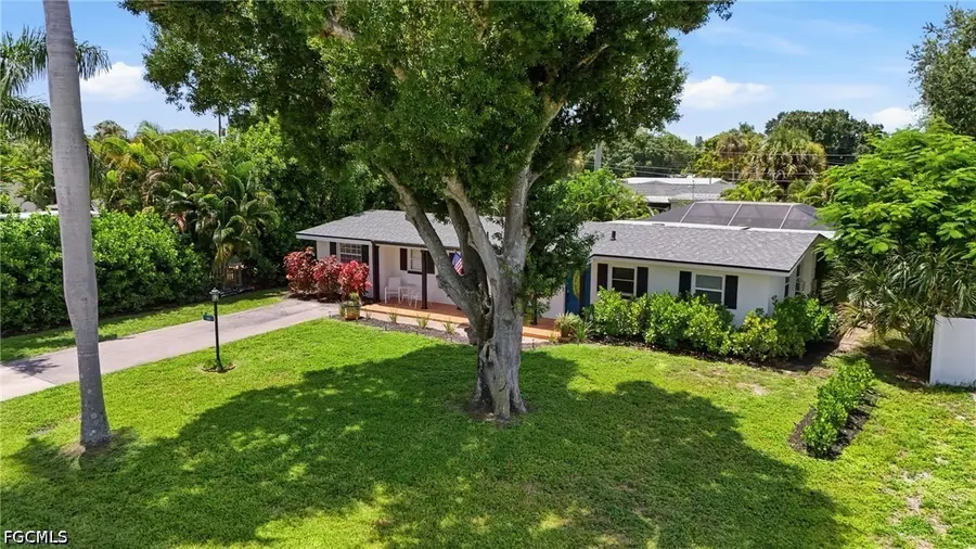 1842 Grove Avenue, Fort Myers, FL 33901 - #3