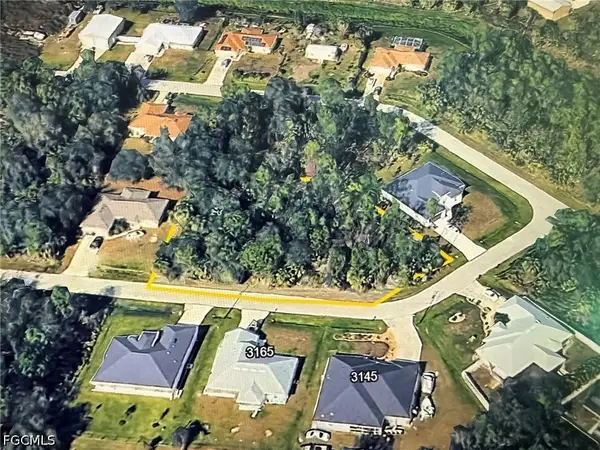 Piracles Avenue, North Port, FL 34286