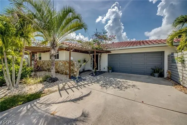 2701 Bruce Street, Matlacha, FL 33993