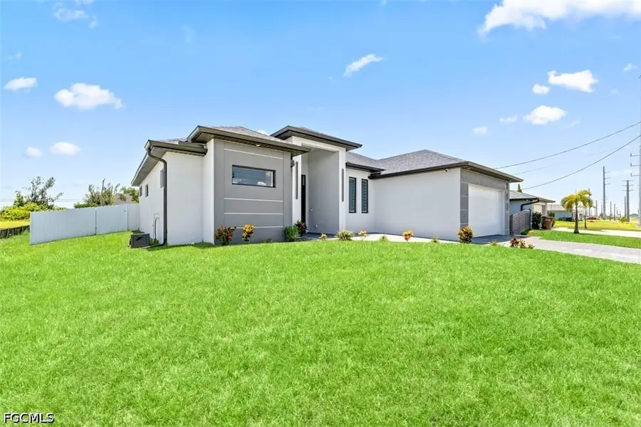 212 Kismet Parkway W, Cape Coral, FL 33993 - #2