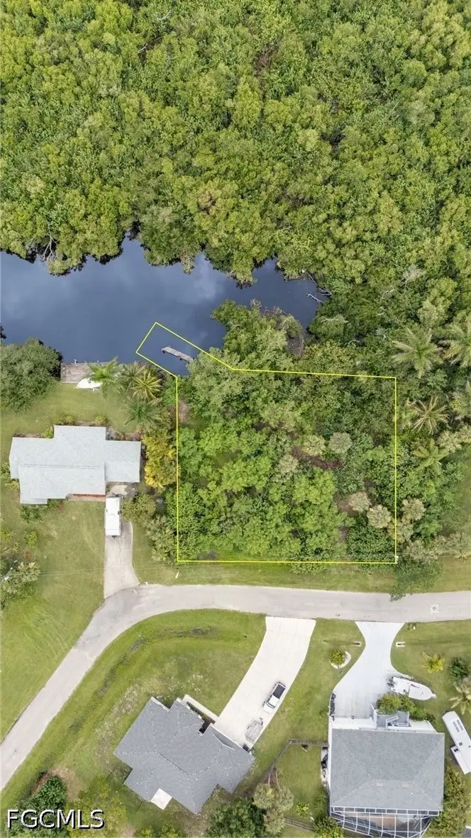 315 Shore Drive, Fort Myers, FL 33905 - #1