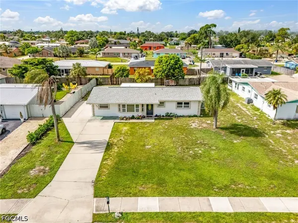 18186 Iris Road, Fort Myers, FL 33967