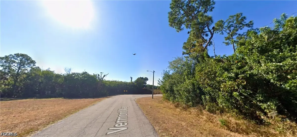 211 Vermont Way, Lehigh Acres, FL 33936 - #1