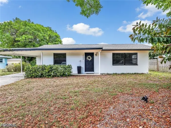1404 Santa Barbara Avenue, Fort Myers, FL 33901