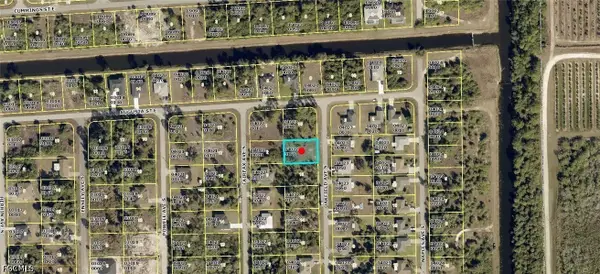 514 Oakfield Avenue S, Lehigh Acres, FL 33974