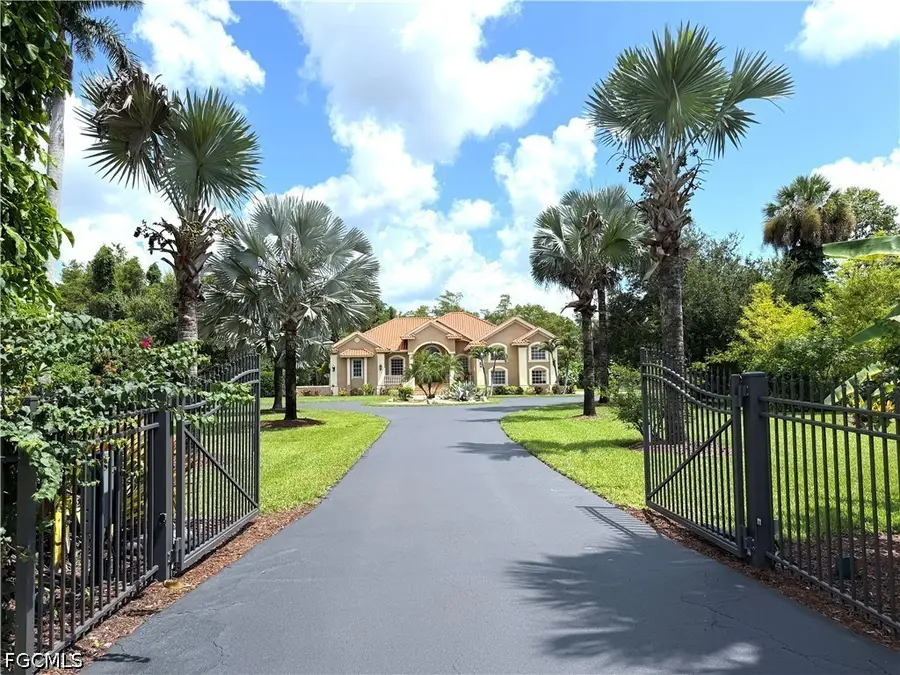 491 16th Avenue Nw, Naples, FL 34120 - #2