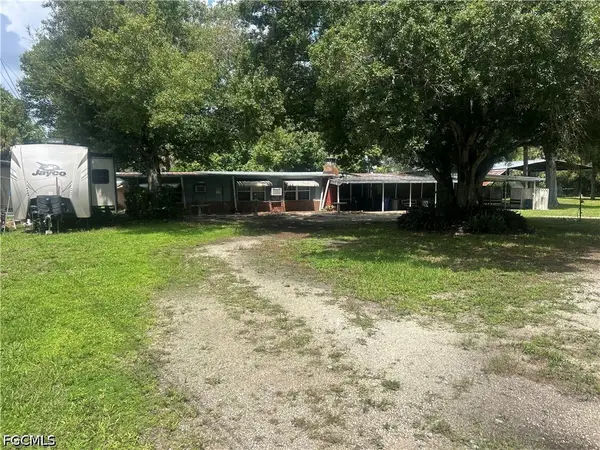 18595 Palm Creek Drive #601, North Fort Myers, FL 33917
