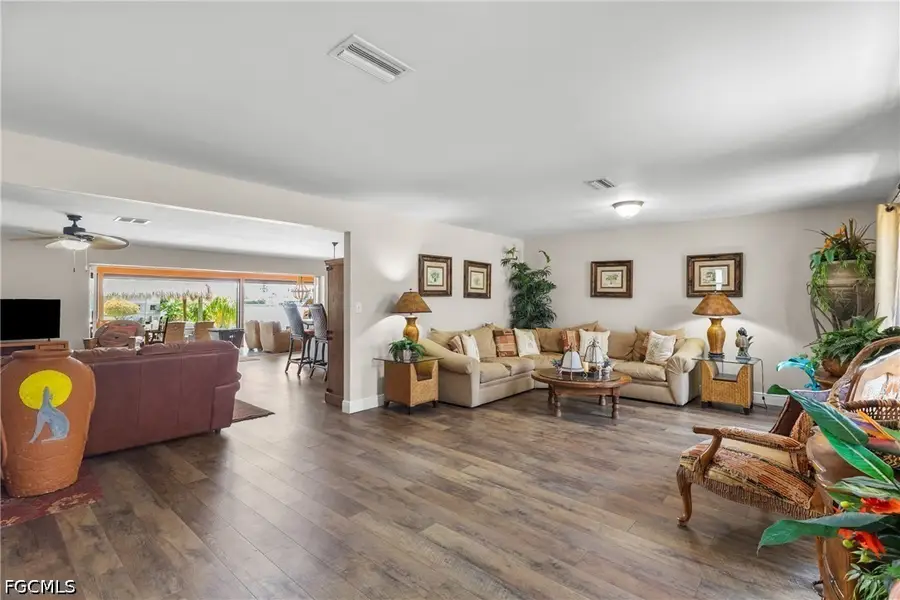 4536 Vinsetta Avenue, North Fort Myers, FL 33903 - #3
