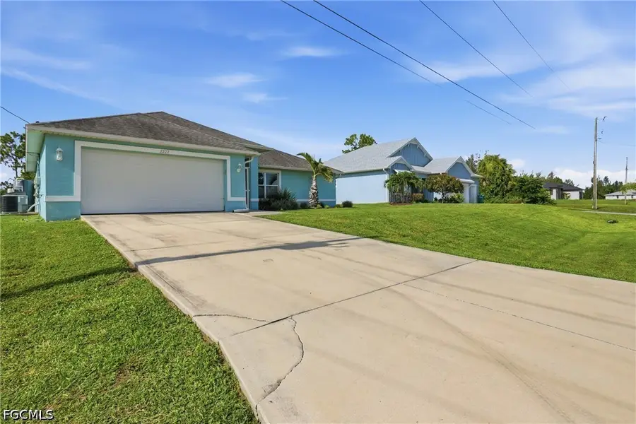 2222 NE 35th Lane, Cape Coral, FL 33909 - #2