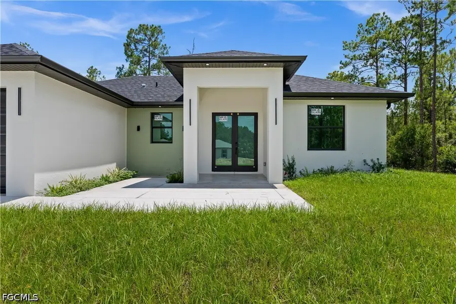 2102 E 13th Street, Lehigh Acres, FL 33972 - #2