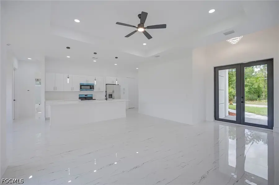 466 Laconic Avenue, Lehigh Acres, FL 33974 - #3