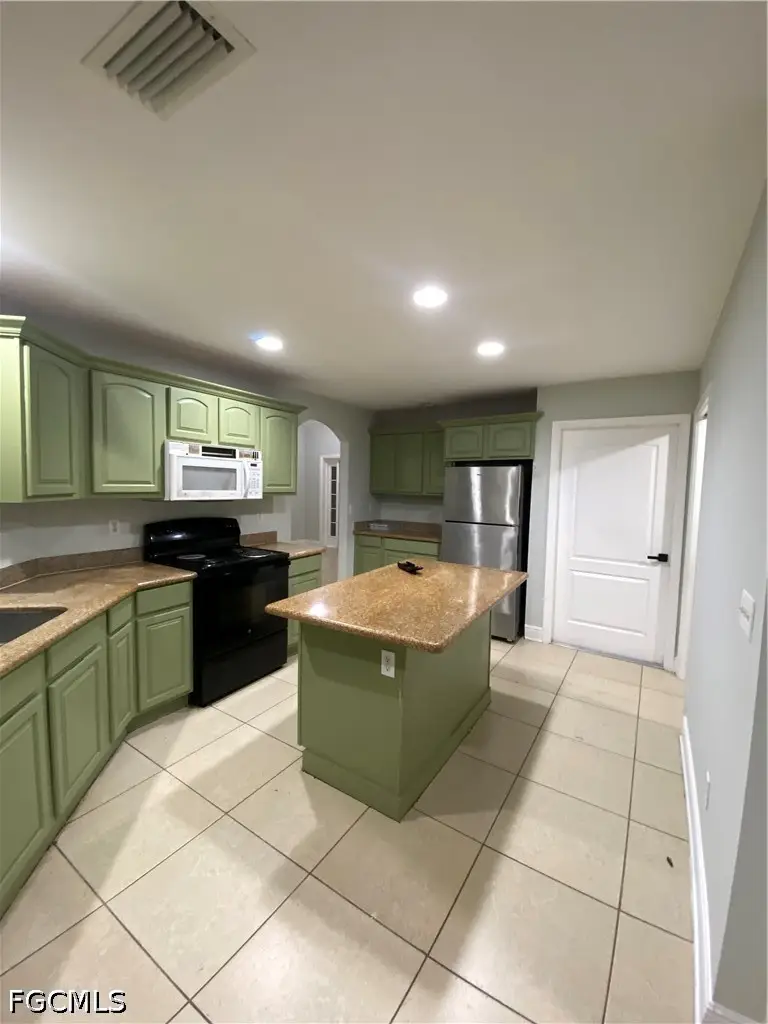 5100 Hanna Avenue N, Lehigh Acres, FL 33971 - #2