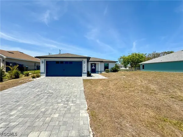 3010 NE 6th Place, Cape Coral, FL 33909