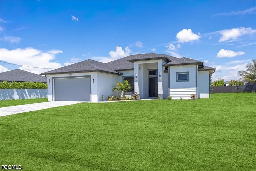 707 NW 7th Place, Cape Coral, FL 33993 - #3