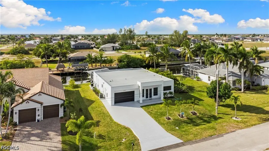 1030 NW 39th Avenue, Cape Coral, FL 33993 - #3