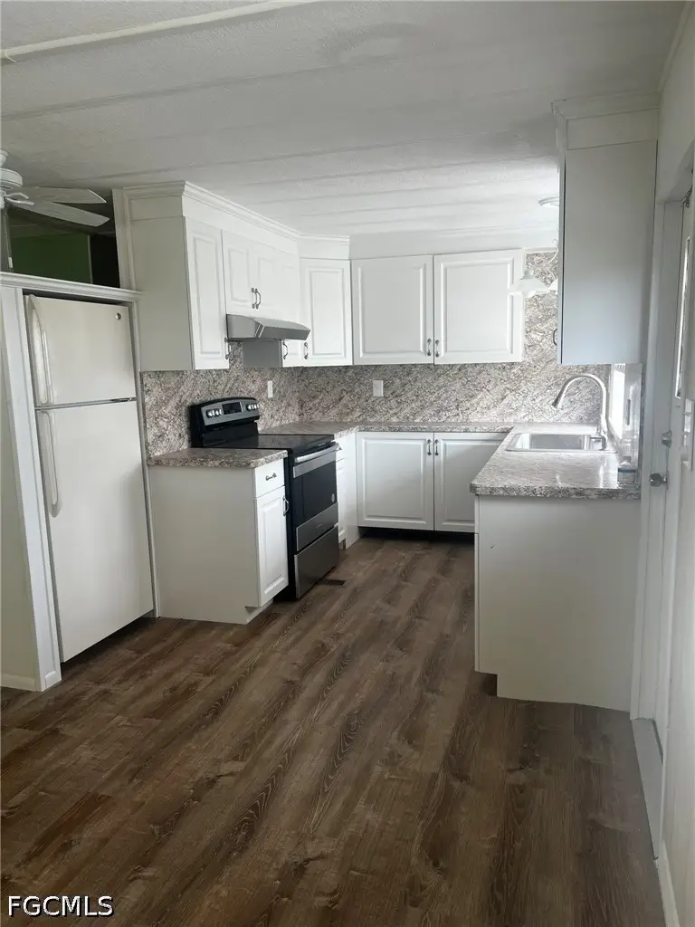 3357 Rainbow Lane, North Fort Myers, FL 33903 - #3