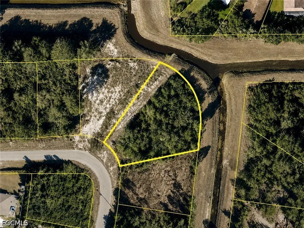 370 Pembroke Street, Lehigh Acres, FL 33974 - #1