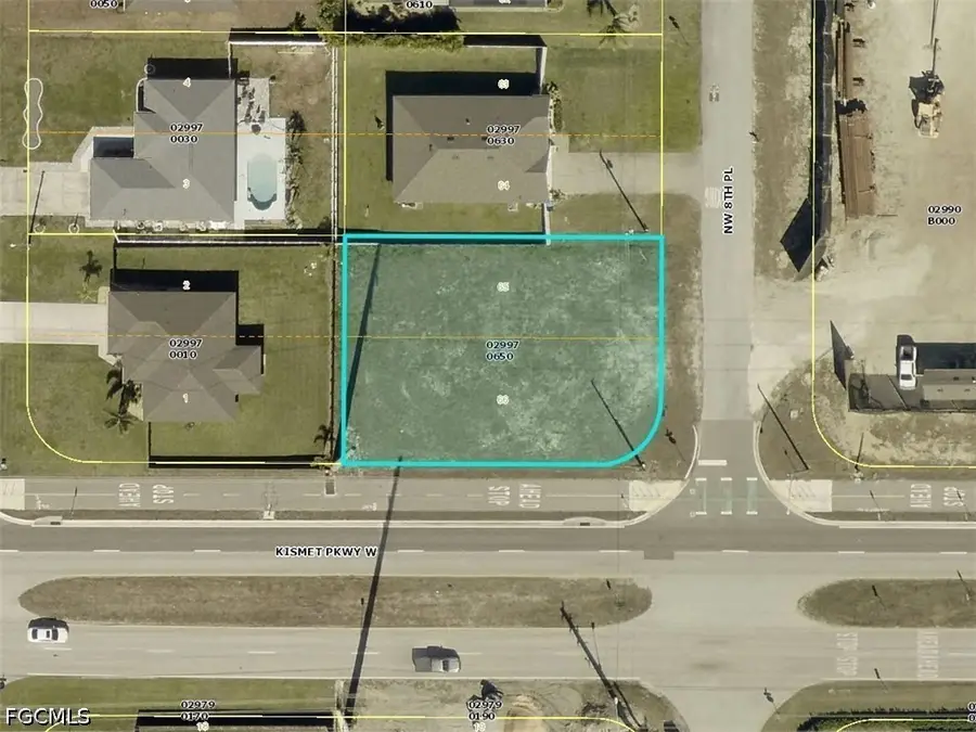 2400 NW 8th Place, Cape Coral, FL 33993 - #2