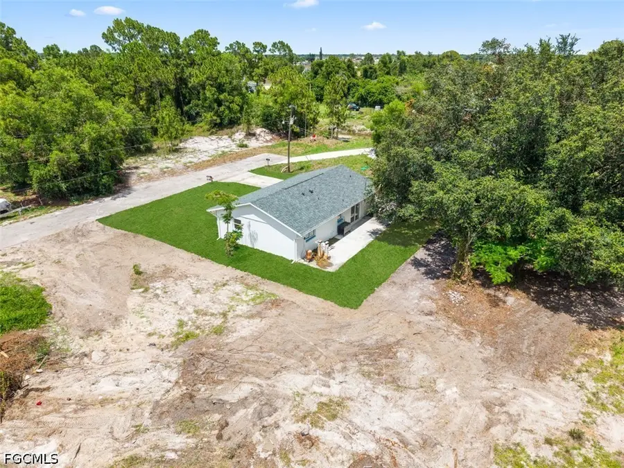 3203 28th Street Sw, Lehigh Acres, FL 33976 - #3