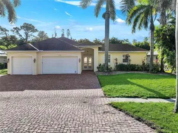 13760 Willow Bridge Drive, North Fort Myers, FL 33903